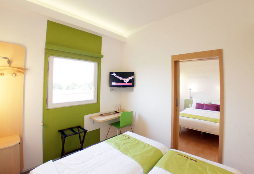 Hotel Caspia Pro Chennai Omr 8