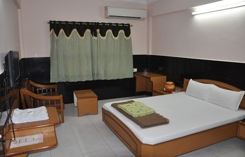 Hotel Shree Darshan 5