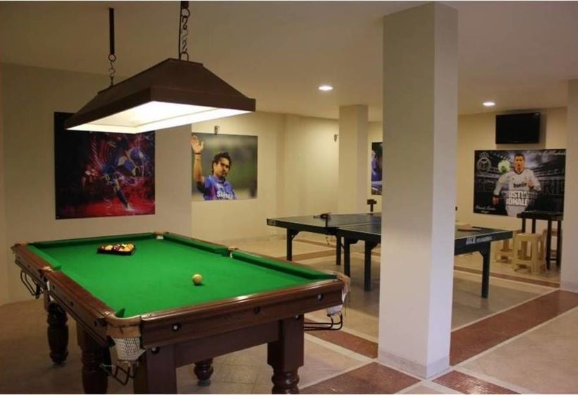 Hotel Crystal County Resort 13