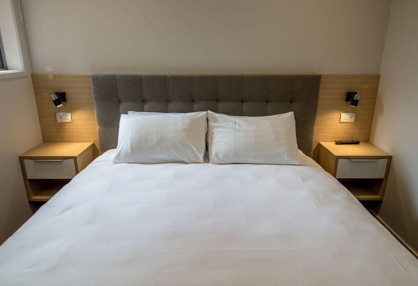 Te Anau Deluxe Apartments 1