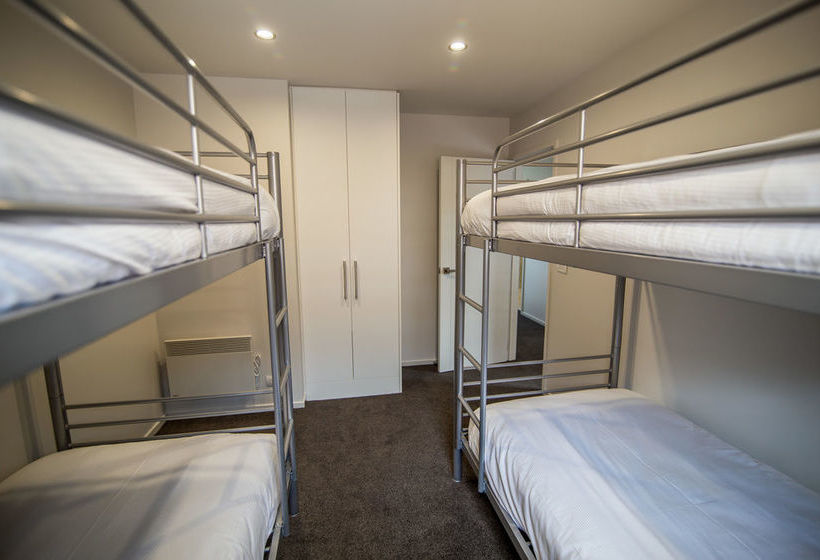 Te Anau Deluxe Apartments 3