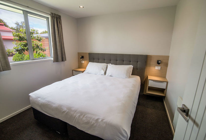 Te Anau Deluxe Apartments 4