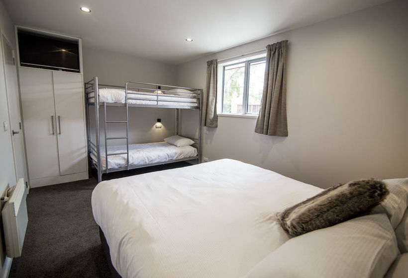 Te Anau Deluxe Apartments 9