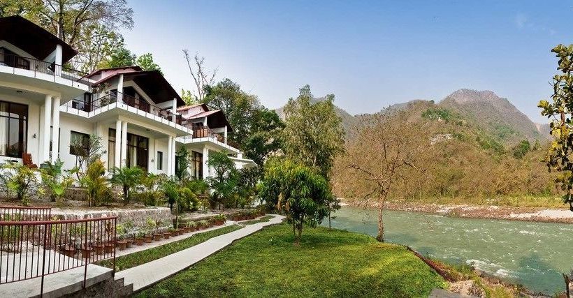Hotel Neemrana S Glasshouse On The Ganges 15