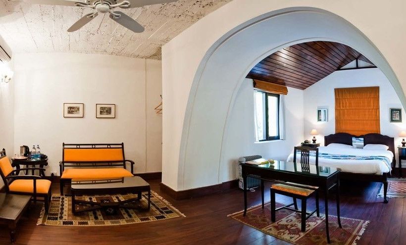 Hotel Neemrana S Glasshouse On The Ganges 20