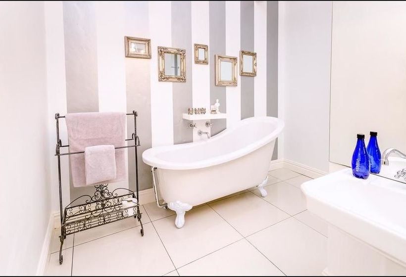 Brenaissance Wine & Stud Estate 11