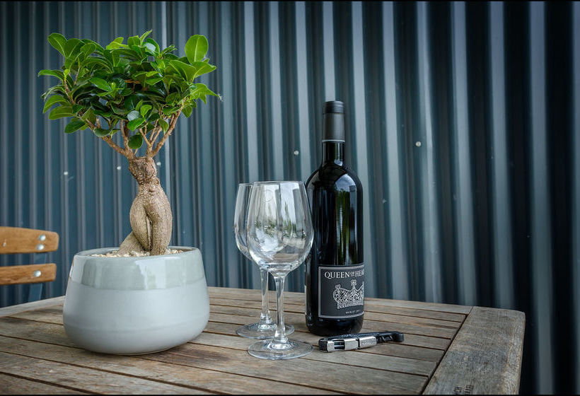 Brenaissance Wine & Stud Estate 8