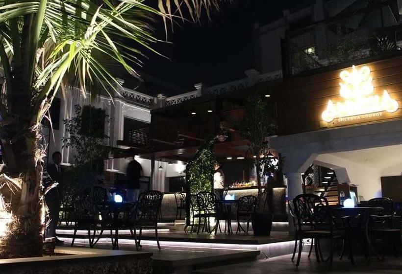 Aarya Grand Hotels & Resorts 16