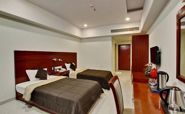 Aarya Grand Hotels & Resorts 9