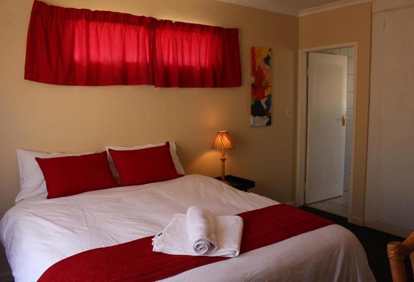 Pension House On York 12