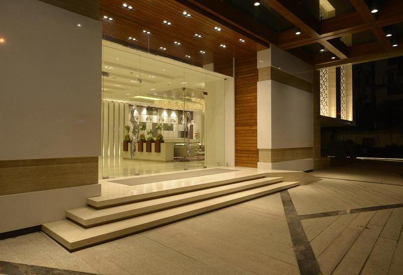 Genesis Hotel Near Mumbai Airport 14