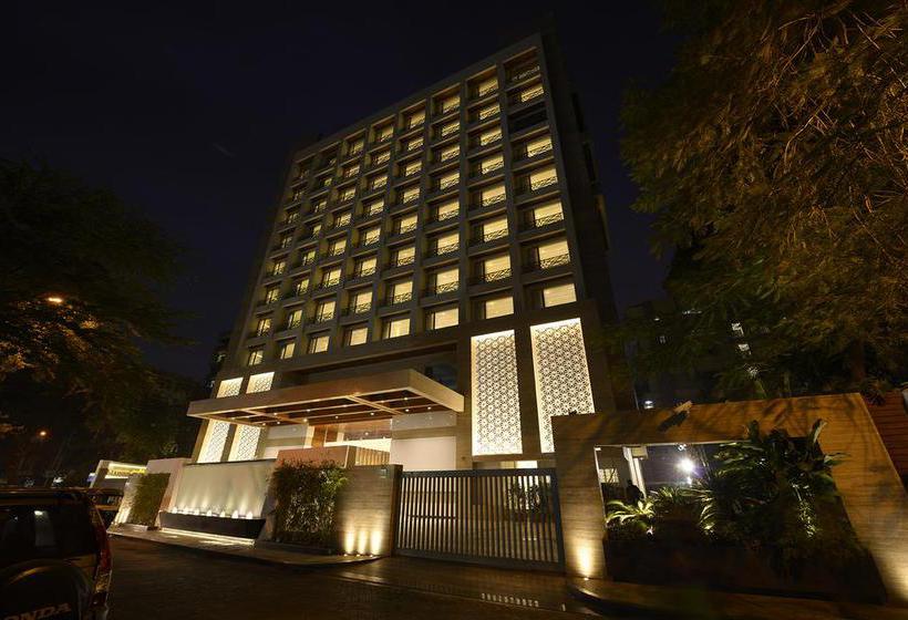 Genesis Hotel Near Mumbai Airport 2