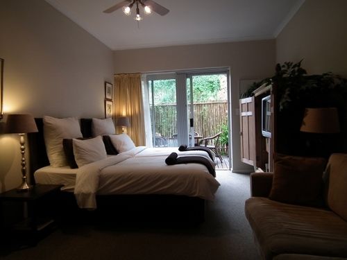 Bed and Breakfast 78on5th In Hermanus 6