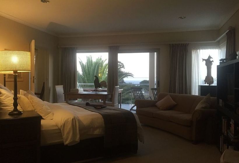 Bed and Breakfast 78on5th In Hermanus 9