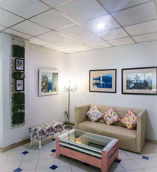 Hotel Central Place 10