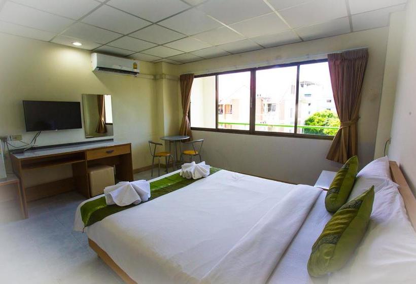 Hotel Central Place 15