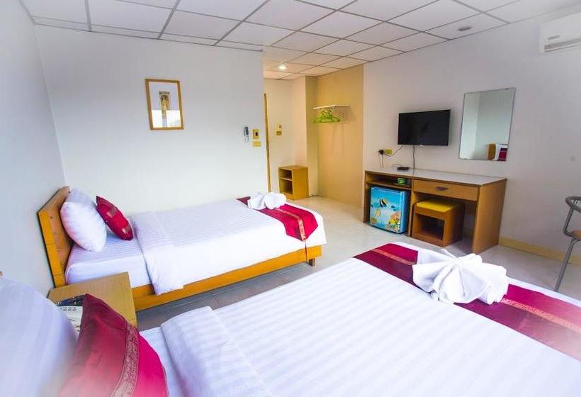 Hotel Central Place 8