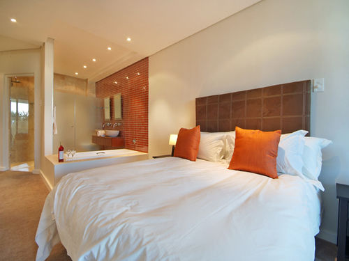 Nox Rentals - 100 Geneva Drive 1