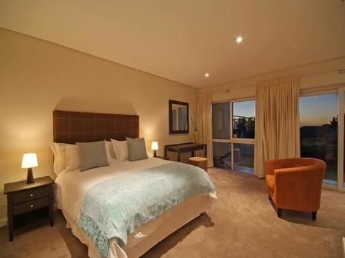 Nox Rentals - 100 Geneva Drive 4