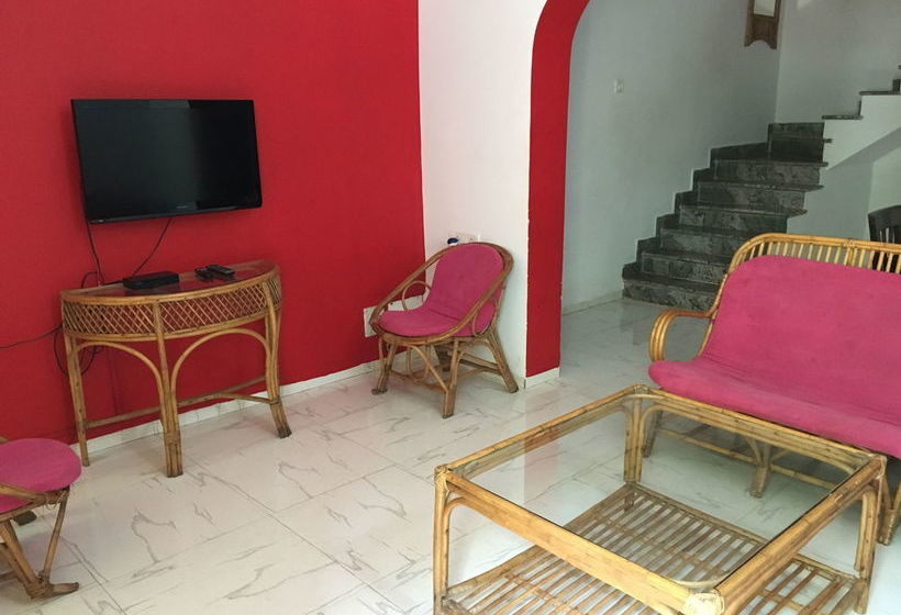 Hotel Oyo Stayout Villa 2bhk Near Tito S Lane 11