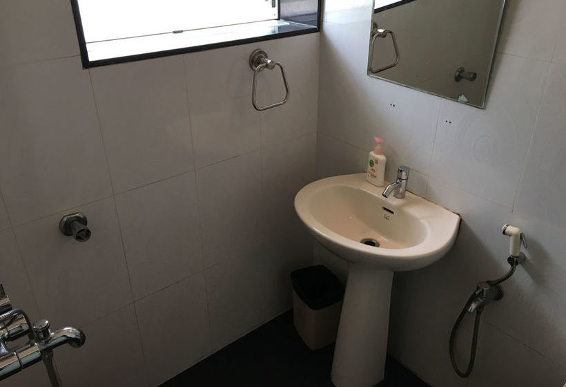 Hotel Oyo Stayout Villa 2bhk Near Tito S Lane 7