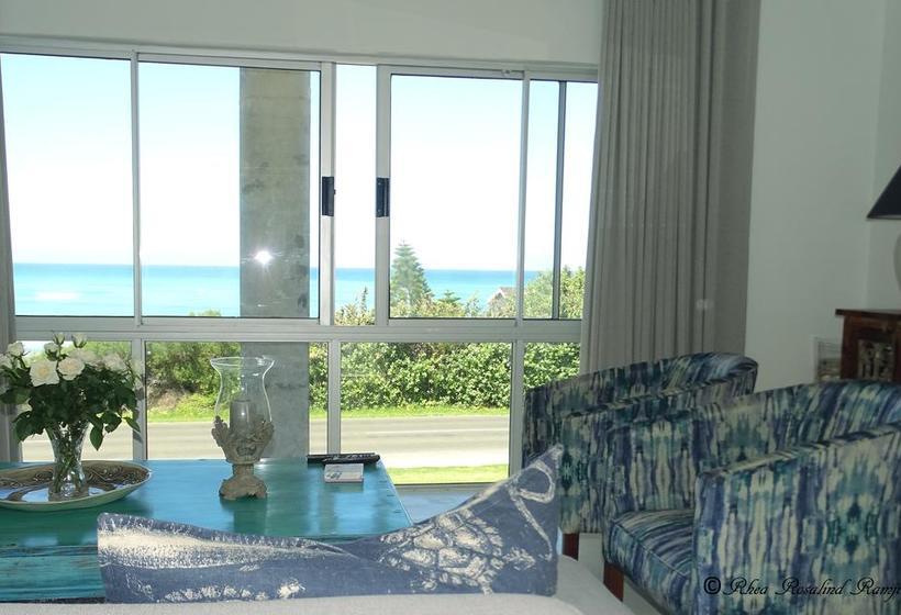 Bed and Breakfast Ocean Art House 1