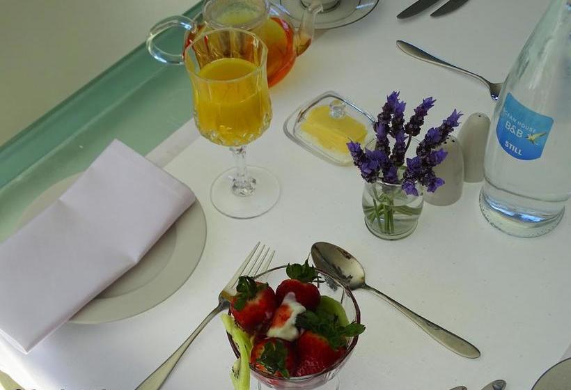 Bed and Breakfast Ocean Art House 16