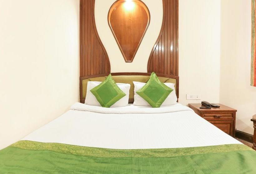 Hotel Treebo Lakeside Inn 8