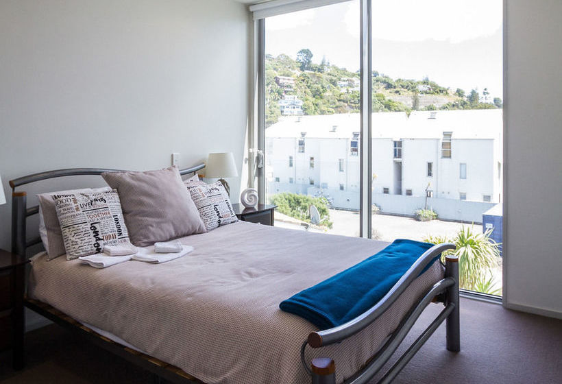 Bayside Apartments 10