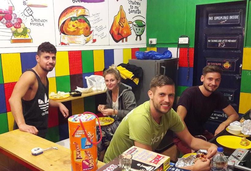 Hostel Bombay Backpackers 1