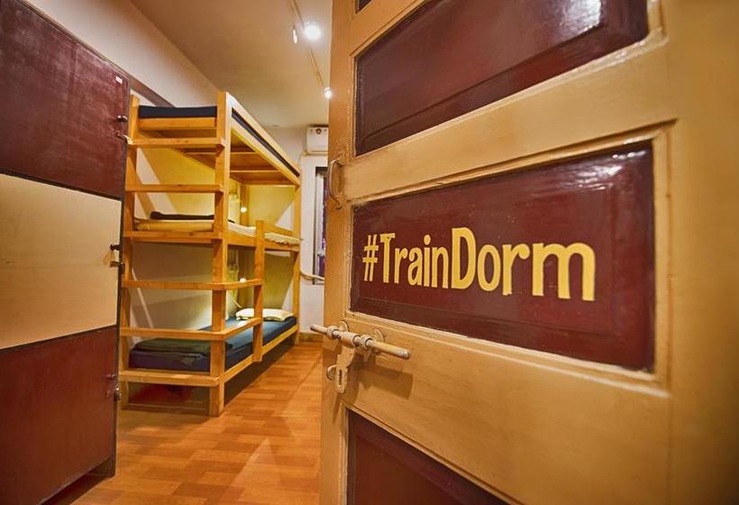 Hostel Bombay Backpackers 10