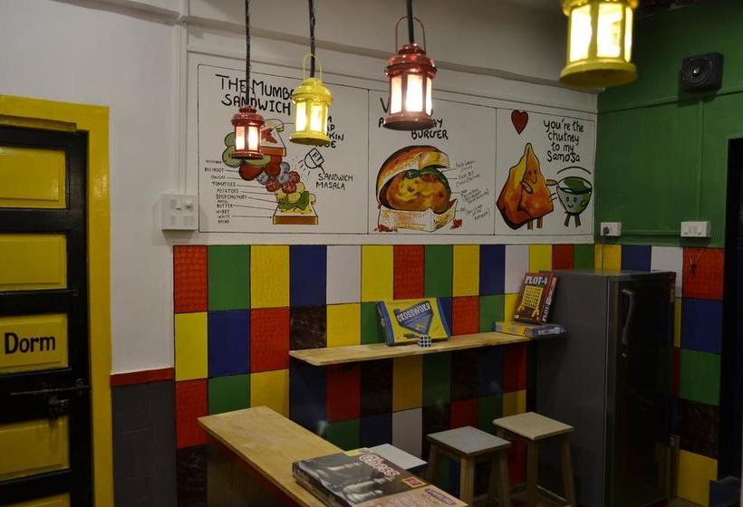 Hostel Bombay Backpackers 14