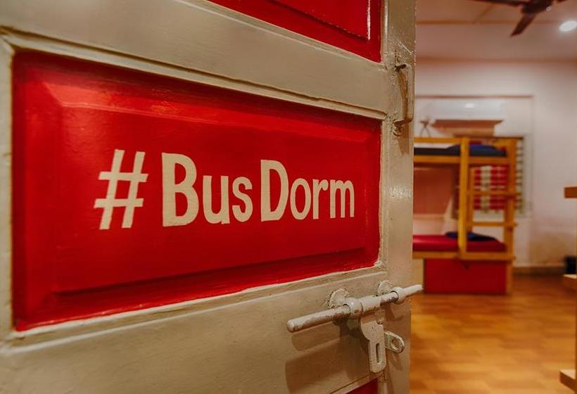 Hostel Bombay Backpackers 8