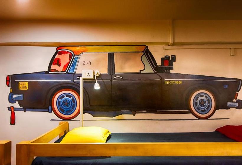 Hostel Bombay Backpackers 9