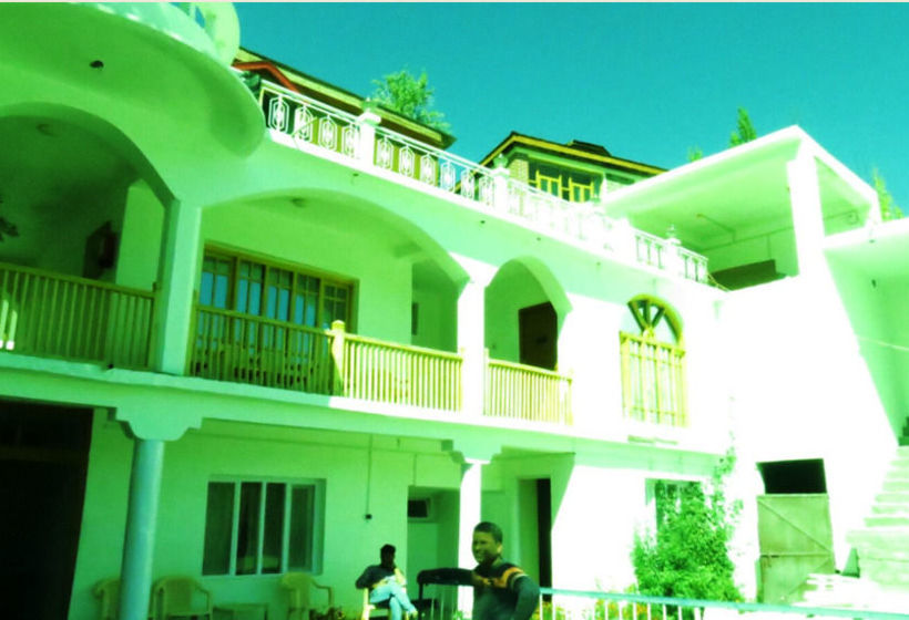 Hotel Caravan Sarai 17