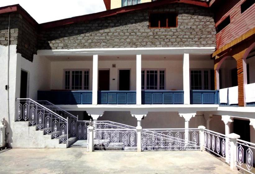 Hotel Caravan Sarai 8