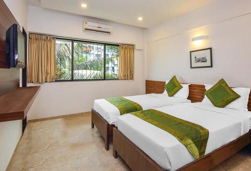 Resort Fabhotel Swamini Niwas 12