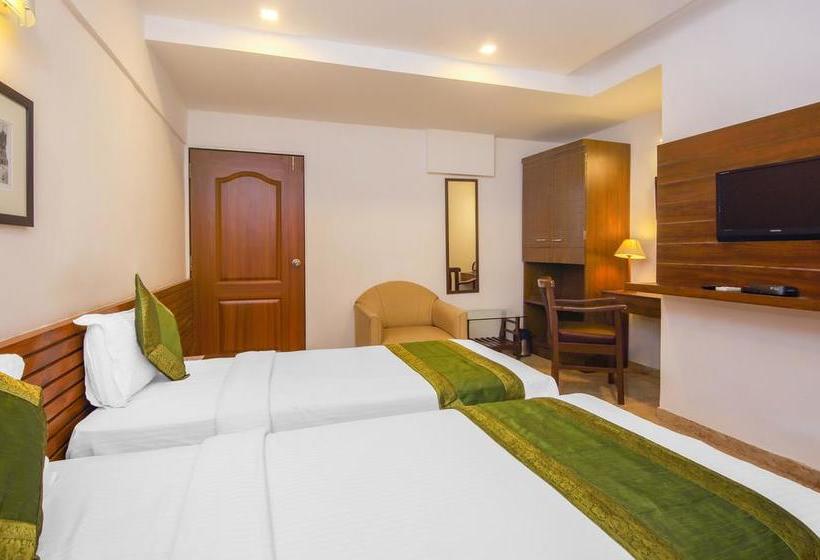 Resort Fabhotel Swamini Niwas 3