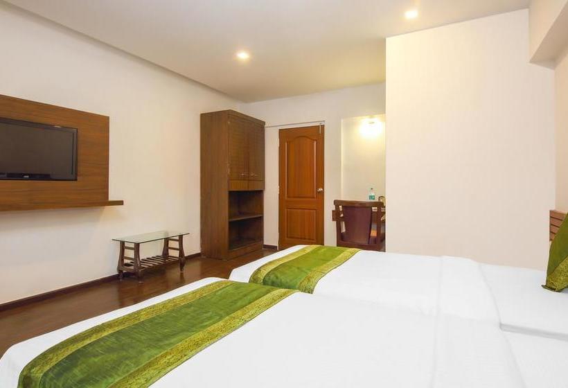 Resort Fabhotel Swamini Niwas 4