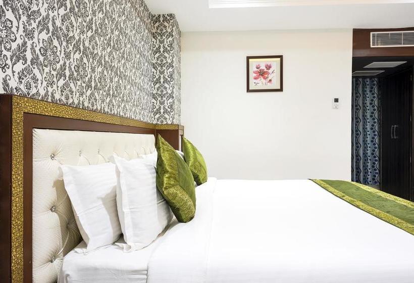 Hotel Treebo Empire 13