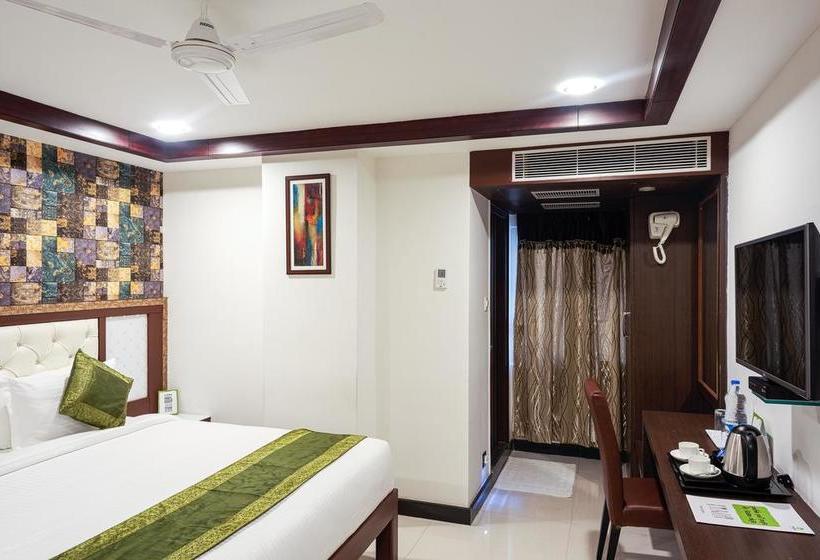 Hotel Treebo Empire 8