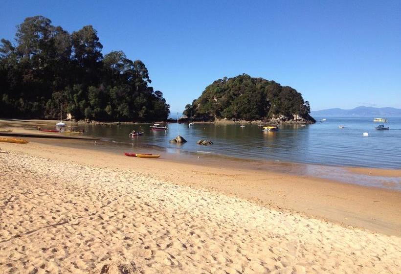 Plum Tree House And Quince Cottage 2