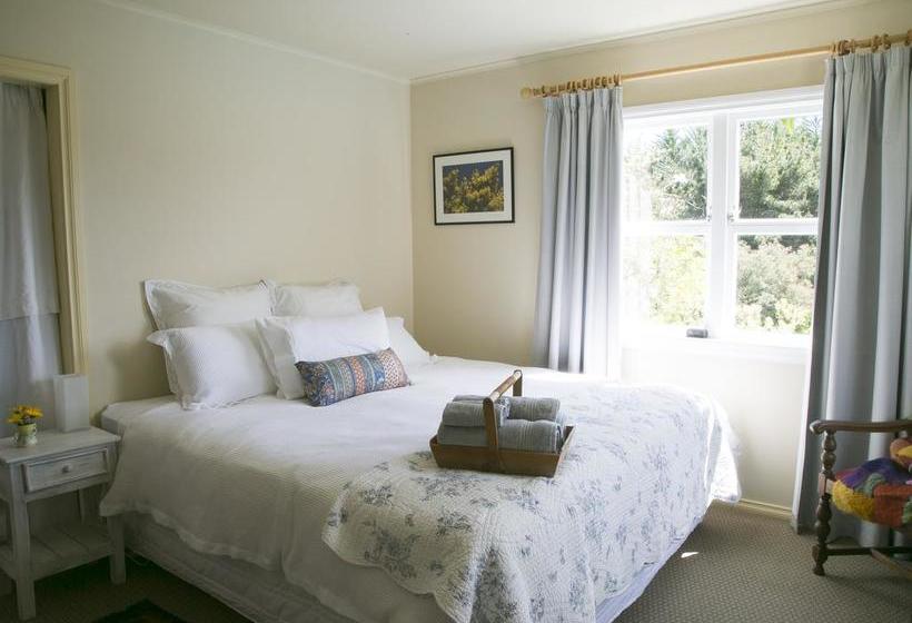 Plum Tree House And Quince Cottage 4