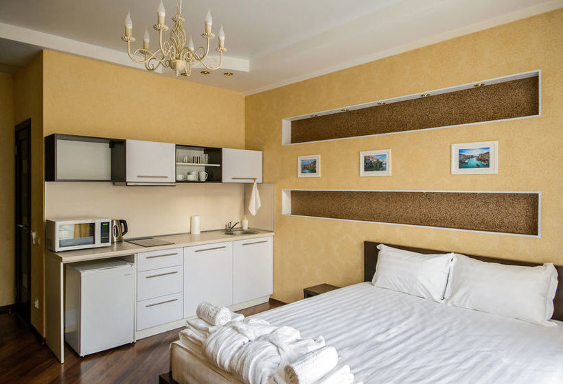 Ahotels Design Style On Oktyabrskaya 11