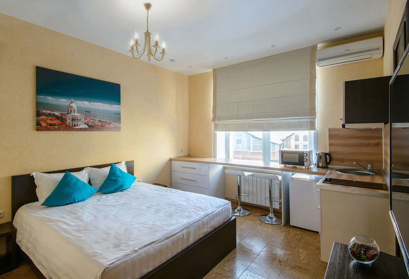 Ahotels Design Style On Oktyabrskaya 12