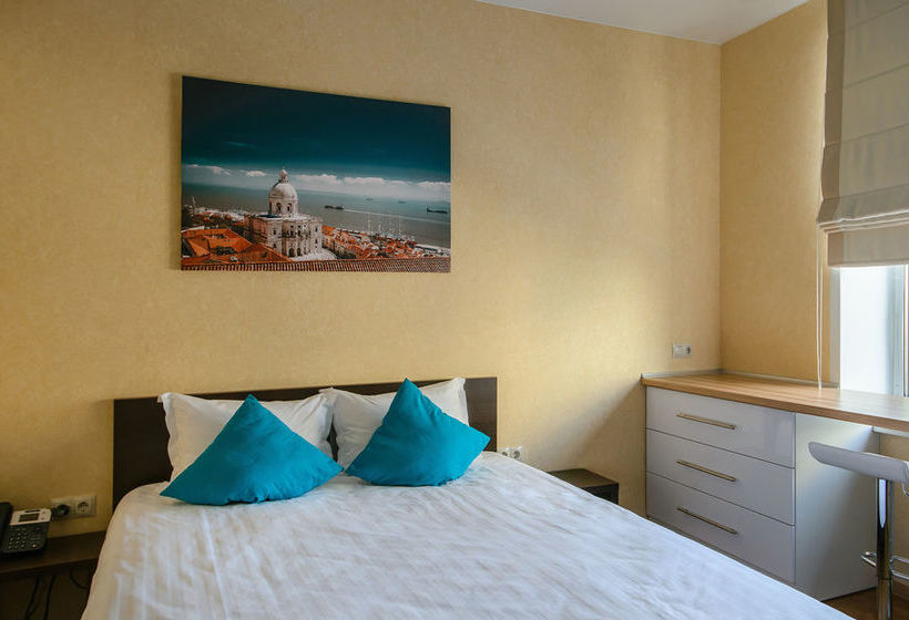 Ahotels Design Style On Oktyabrskaya 20