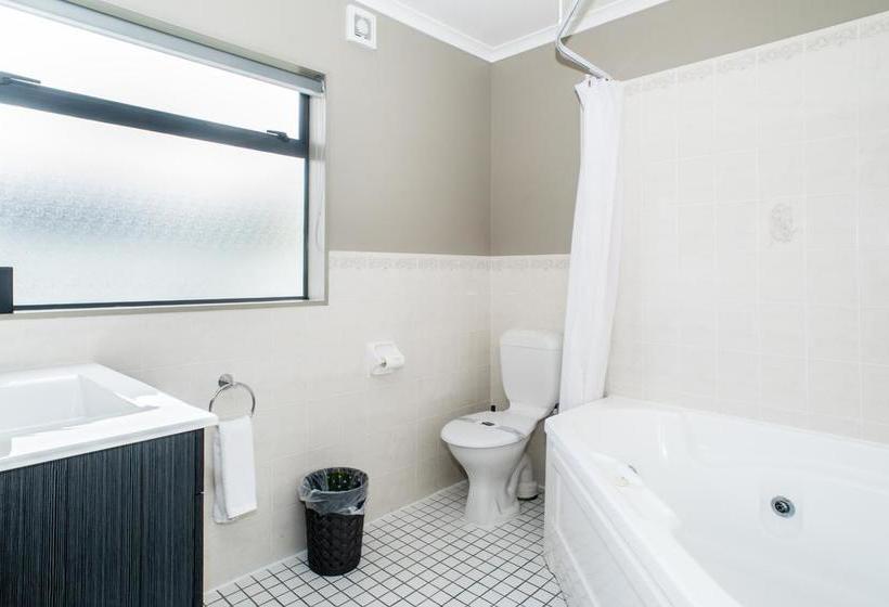 Motel White Heron Motor Lodge 14