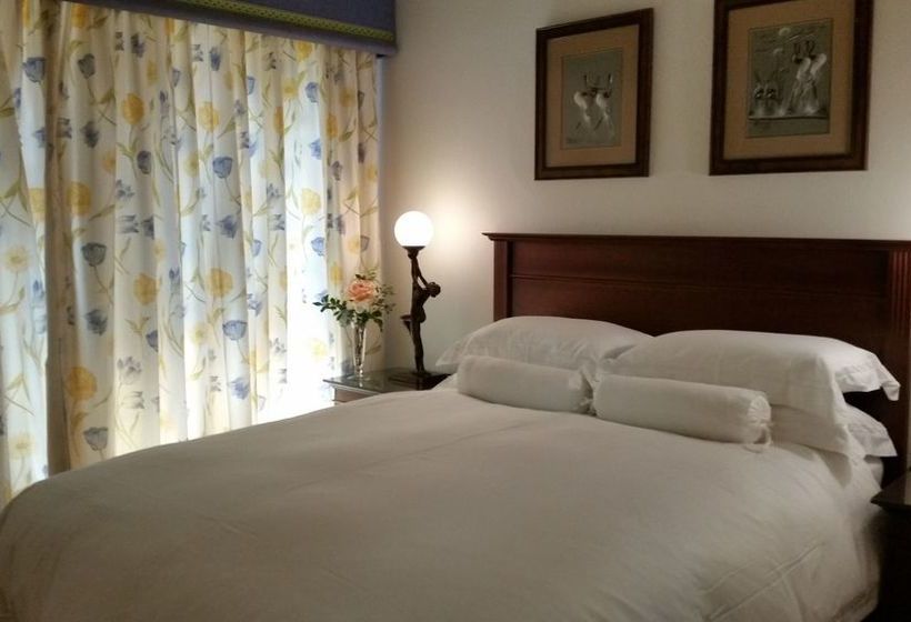 Pension Royal Ridge Guest House And Apartments 15