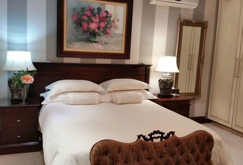 Pension Royal Ridge Guest House And Apartments 8