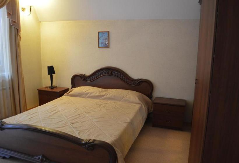 Hotel Villa Uytnaya 13